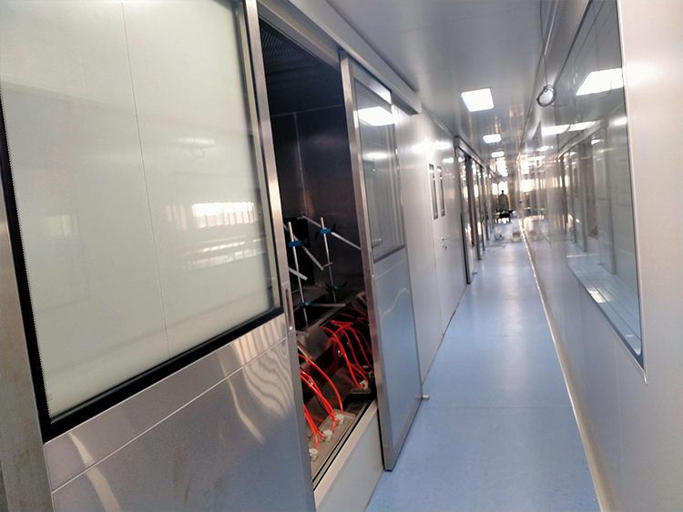 02噴漆線凈化車間.jpg 02噴漆線凈化車間.jpg